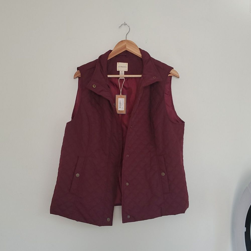 G.H. Bass & Co NWT Maroon Collard Quilted Vest Size XL